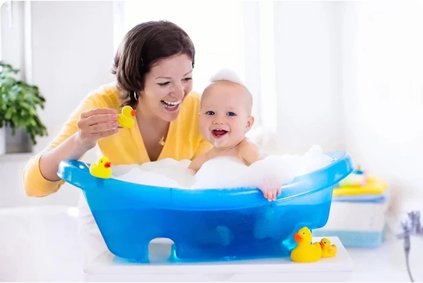 Smooth Plastic Baby Bathtub